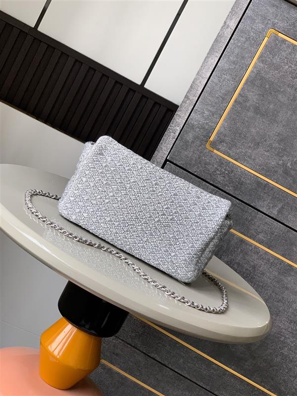 2026131214251202 900